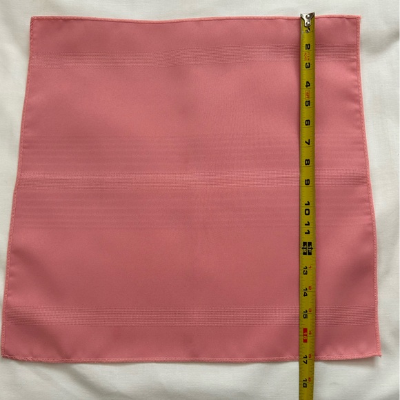 Dinner Napkins - Picture 5 of 6